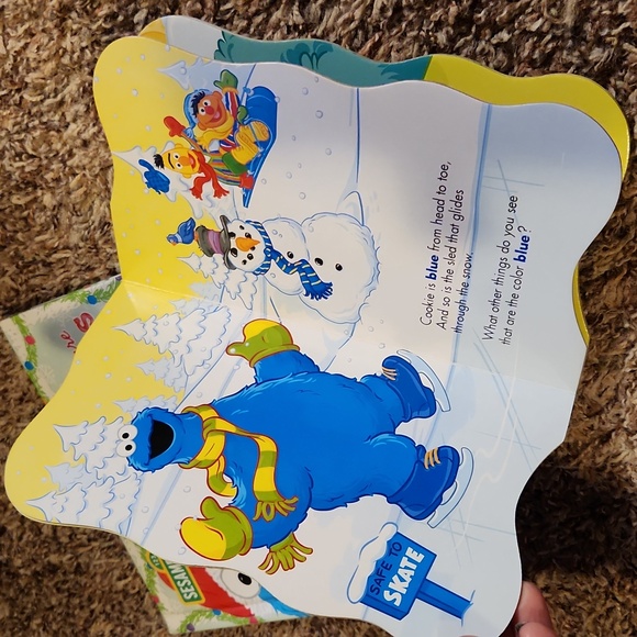 $2 in Bundle- Sesame Street Christmas Book - Picture 3 of 5